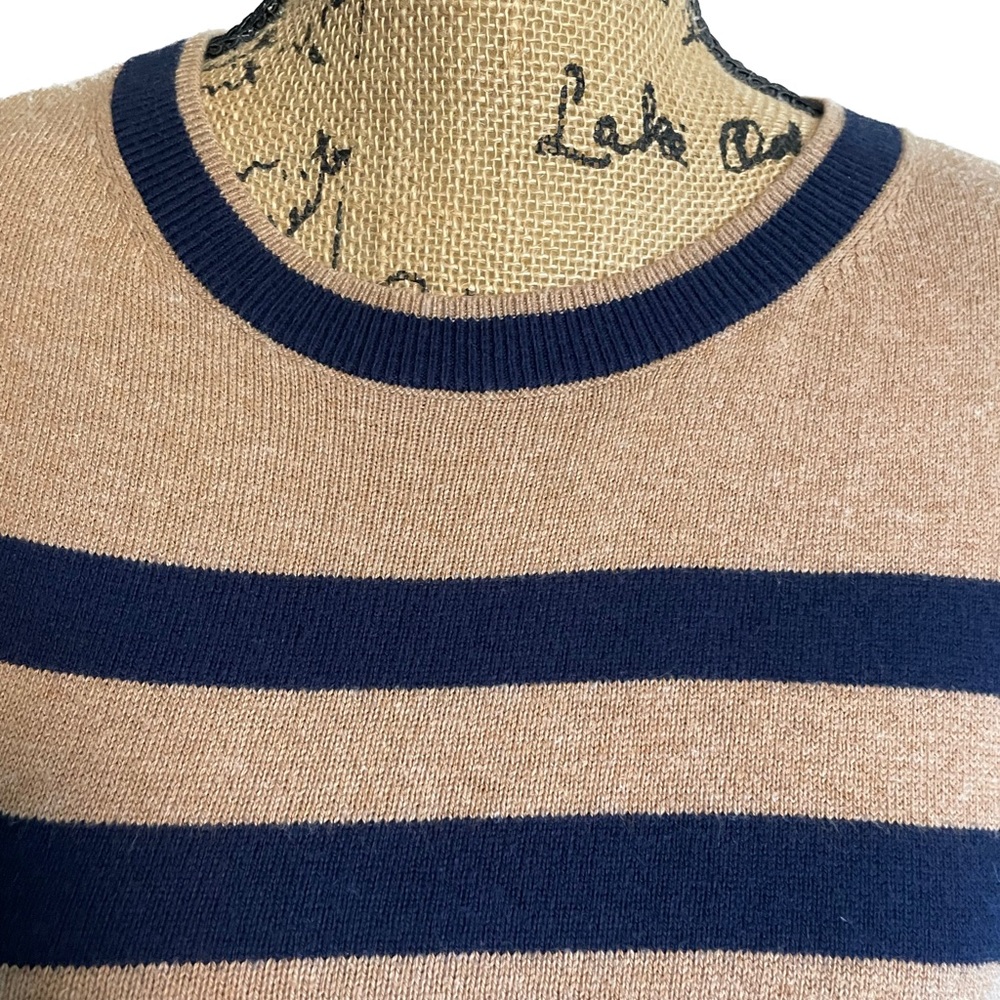 A New Day Sweater Long Sleeves Tan and Navy Size M - Picture 2 of 8